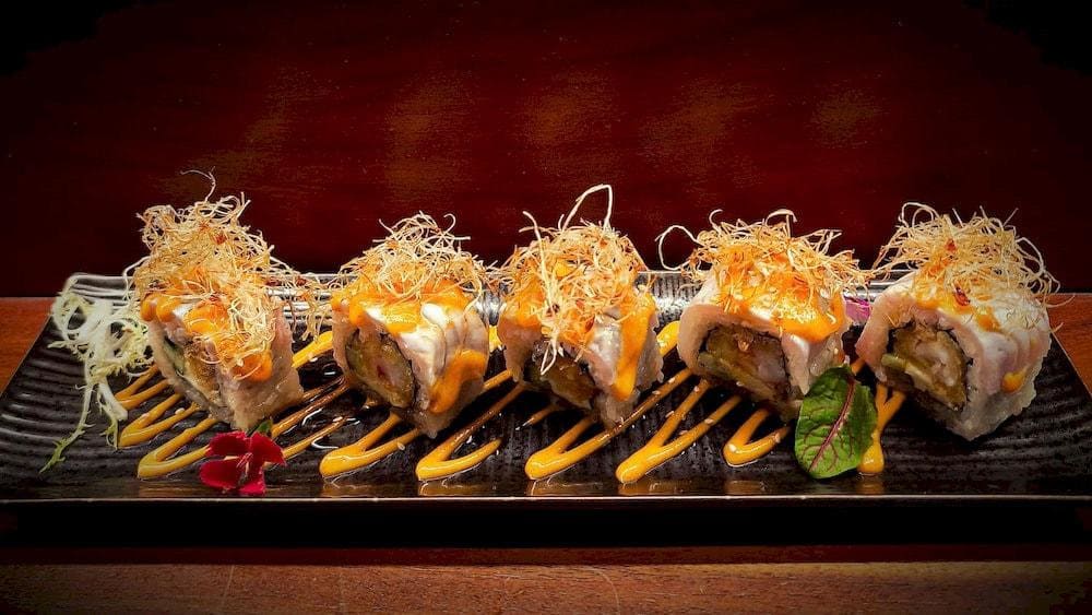 Kien Do Akaari Premium is a high-end and sophisticated Japanese restaurant in Hanoi with a diverse menu (Source: Fanpage Nhà Hàng Nhật Bản Kiến Đỏ Akaari)